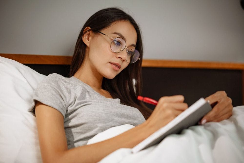 What is a Sleep Journal and How Does It Work?